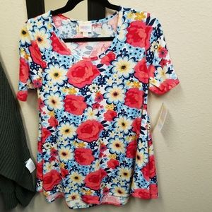 Oversized XXS floral spring side split high low classic tee lularoe top soft